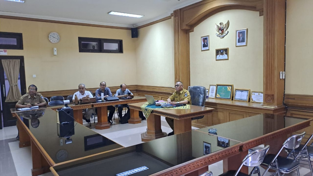 Rapat Koordinasi Percepatan Pembentukan Koperasi Merah Putih